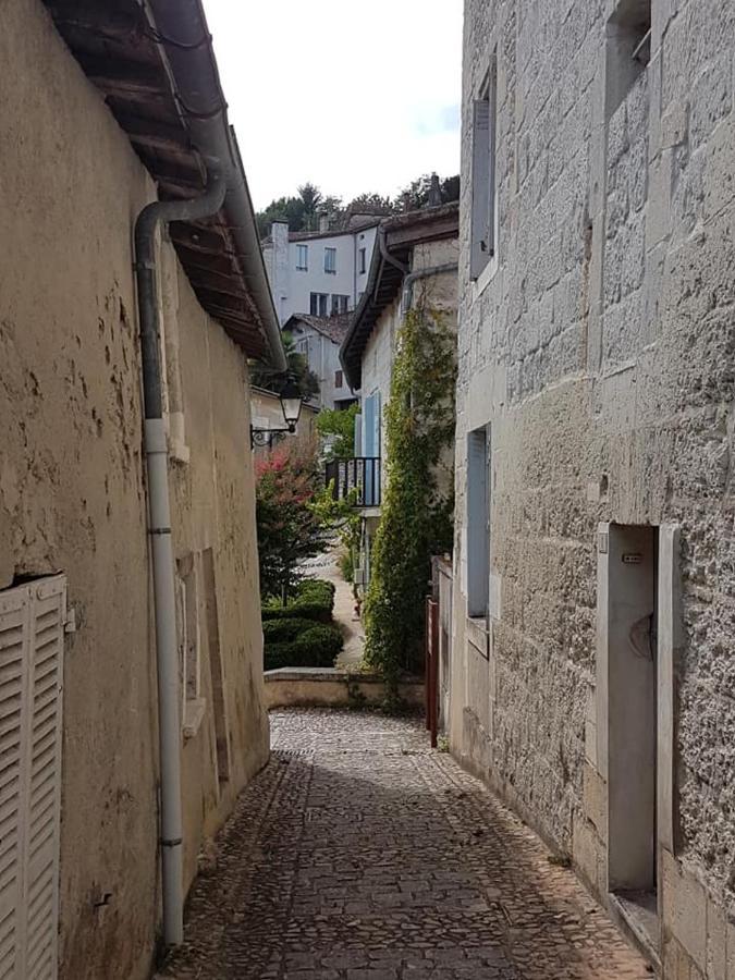 Villa Aubaterra à Aubeterre-sur-Dronne Extérieur photo