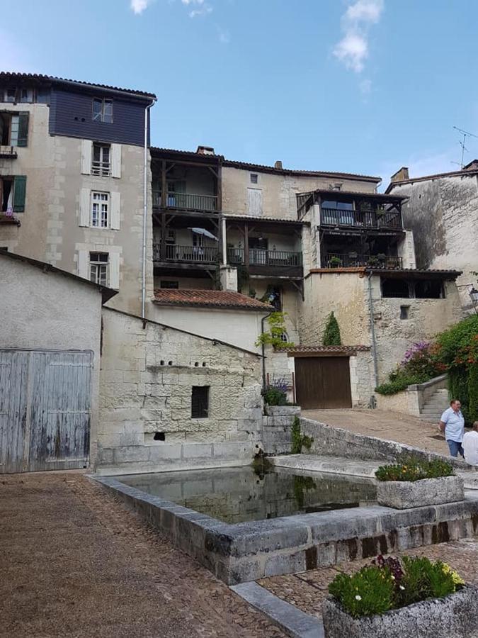 Villa Aubaterra à Aubeterre-sur-Dronne Extérieur photo