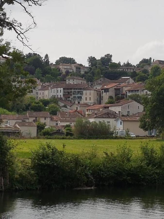 Villa Aubaterra à Aubeterre-sur-Dronne Extérieur photo