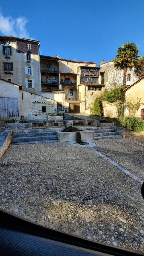 Villa Aubaterra à Aubeterre-sur-Dronne Extérieur photo